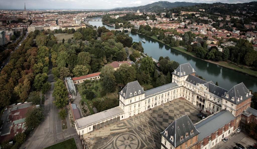 Trilocale Parco Del Valentino Apartman Torino Kültér fotó