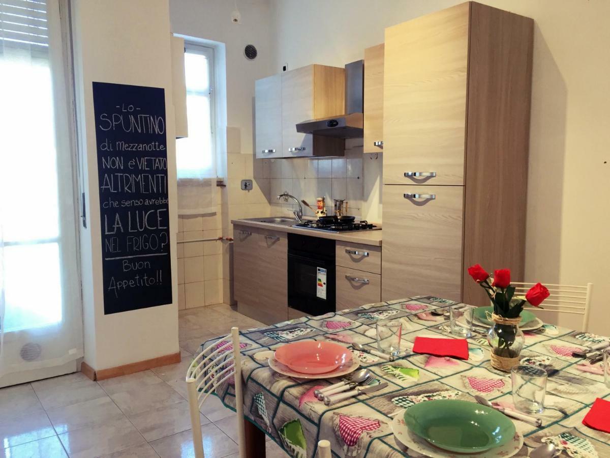 Trilocale Parco Del Valentino Apartman Torino Kültér fotó
